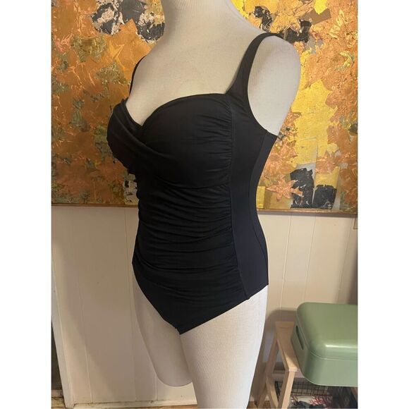 La Blanca One Piece Shirred Front Black Bathing Suit 16 - Picture 3 of 6
